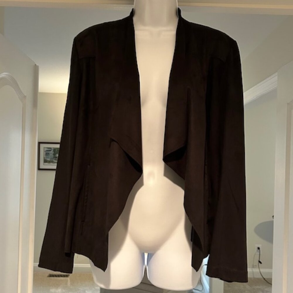 Glam & Luxe Prime Black Faux Suede Open-Front Jacket – NWT – Size M